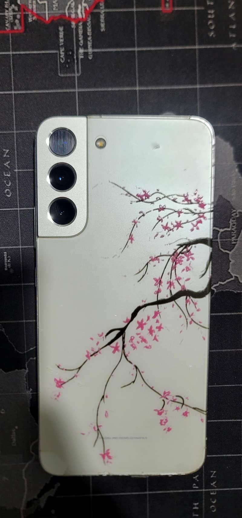 Samsung Mobile S22 Plus 4