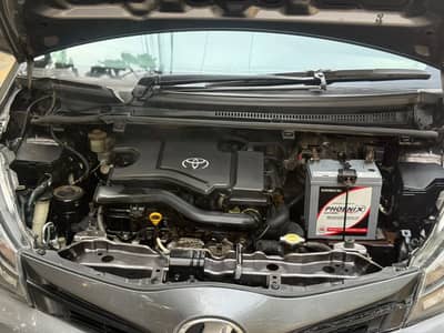 Toyota Vitz 2014 03236501748 WhatsApp