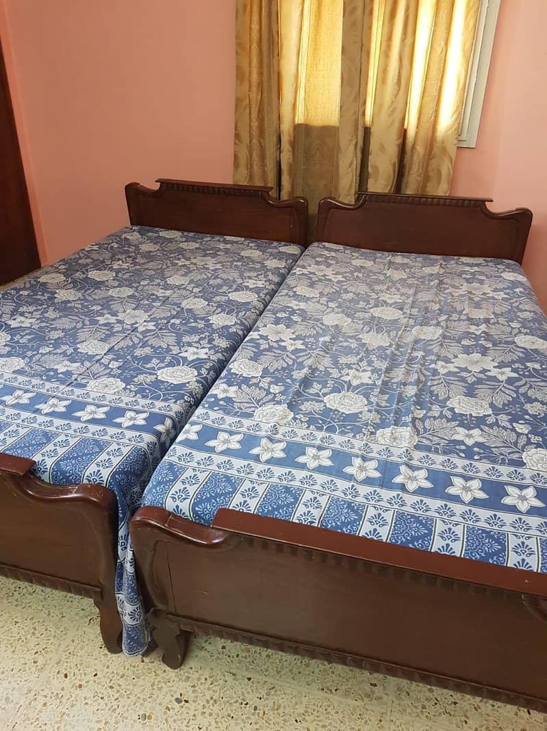 (2) Single Bed 3