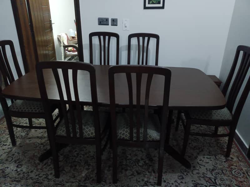 Dining table with Chairs 1