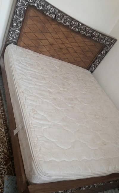 double bed with spring matress