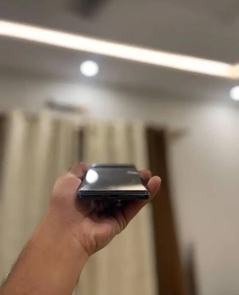 Google Pixel 7 Pro 6