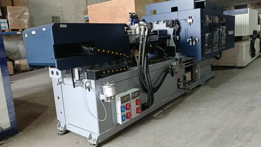 New D160-850 160 Ton PET Injection Molding Machine | Electric Charging