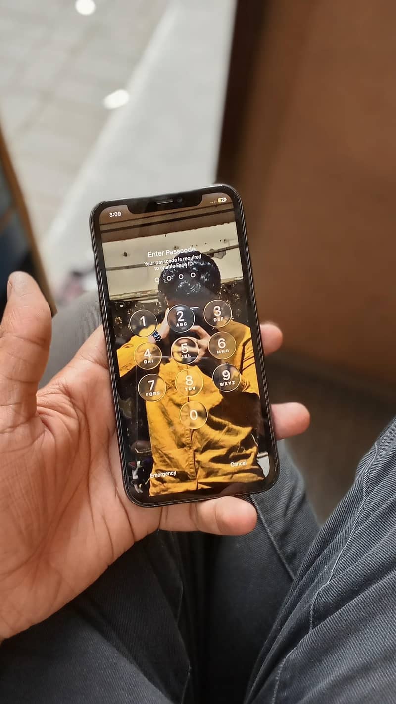 Apple iPhone 11 1