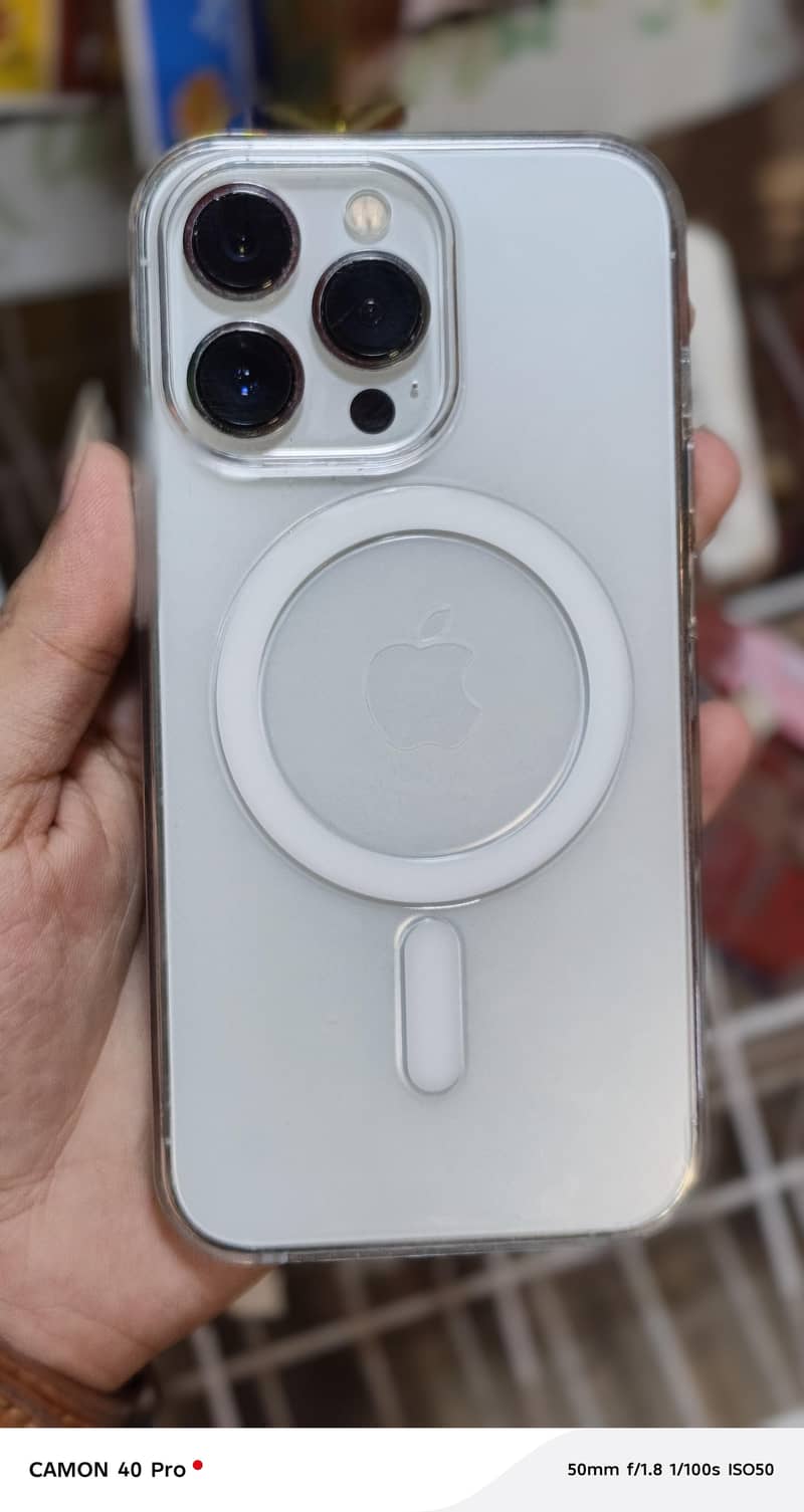 Apple iPhone 13 Pro 0