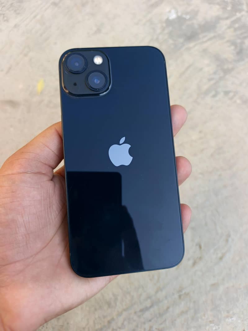 Apple iPhone 13 5