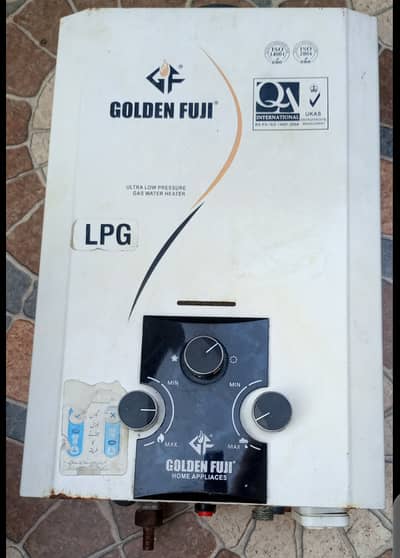 LPG instant geyser 6 liter
