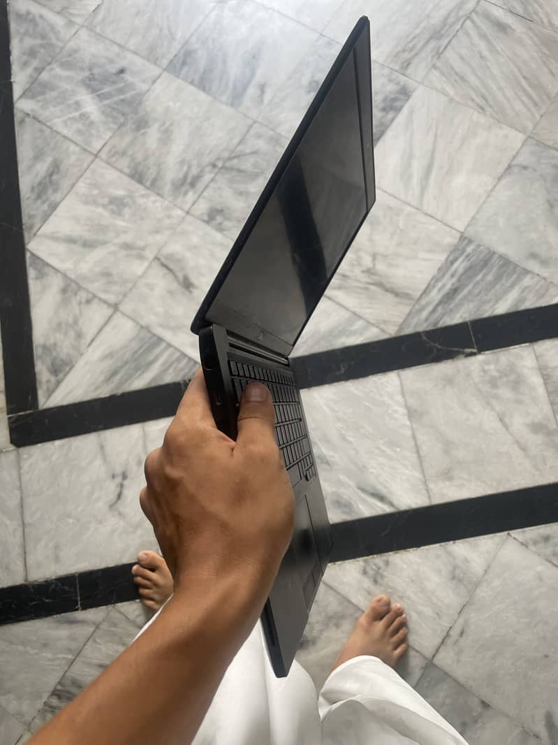 Good condition laptop 3