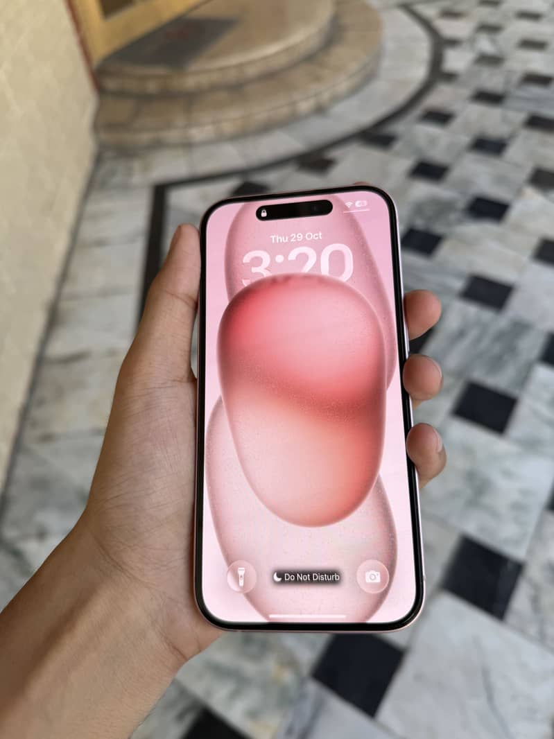 Apple iPhone 15 1