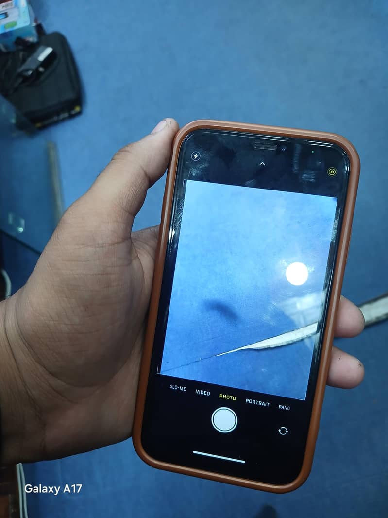 Apple iPhone XR 1