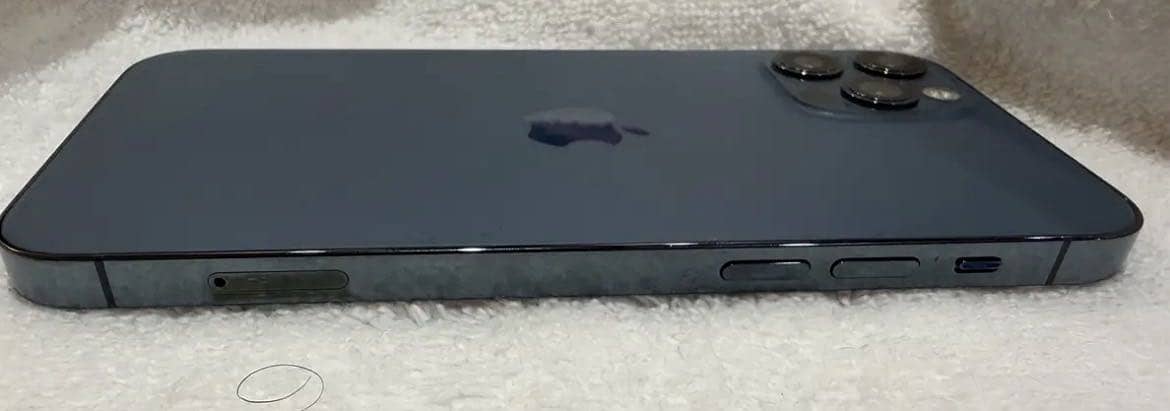 Apple iPhone 12 Pro 1