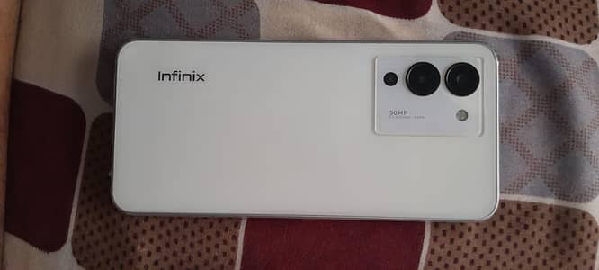 Infinix Note 12
