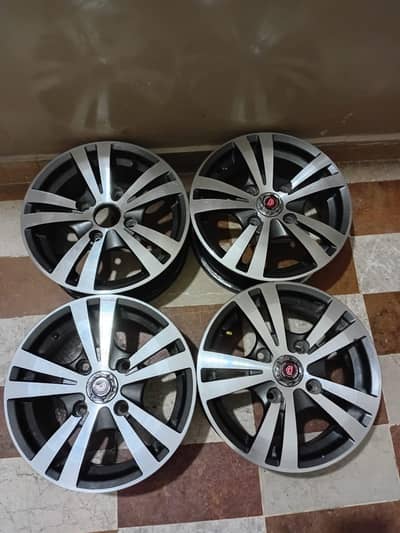 Alloy rim 13" (urgent sell)
