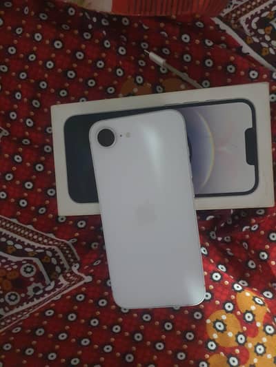 Apple iPhone 16e