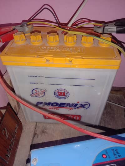 PHOENIX 60 AMP BATTERY, 6 MONTH USE ONLY, CONDITION 10/10