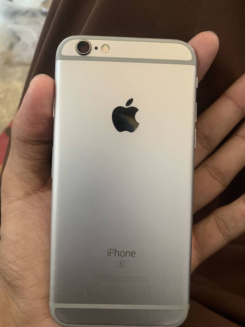 Apple iPhone 6S 1