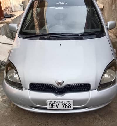 Toyota Vitz 2013 03349046848