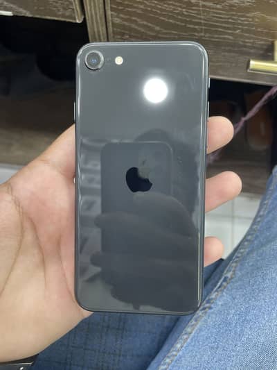 Apple iPhone SE