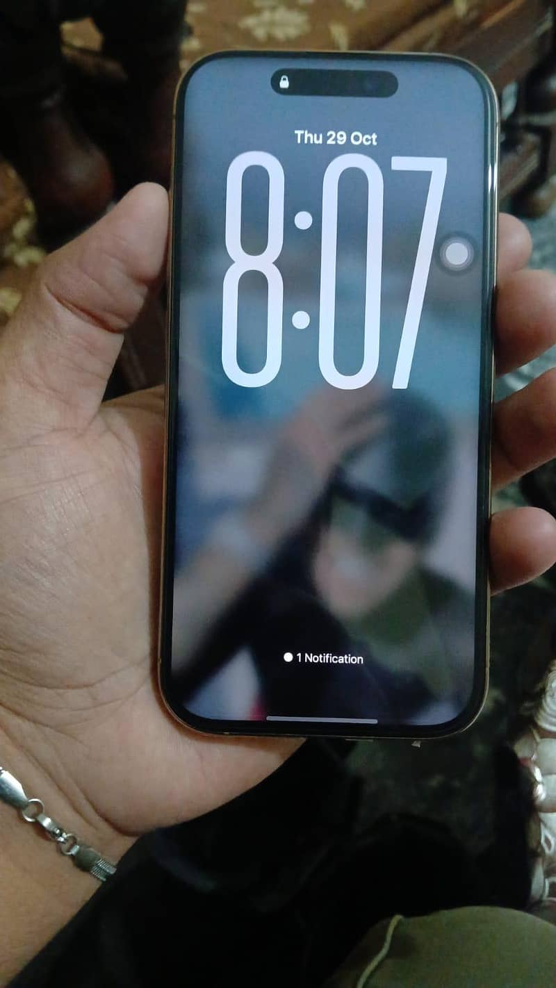 Apple iPhone 16 Pro 6