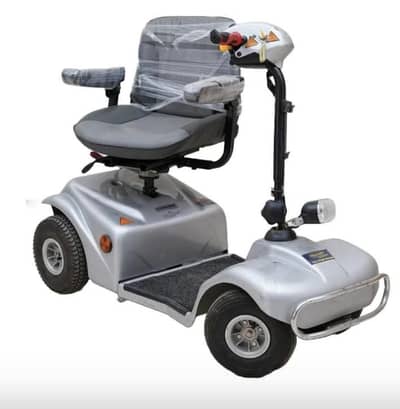 4 Whhel Electric Scooty