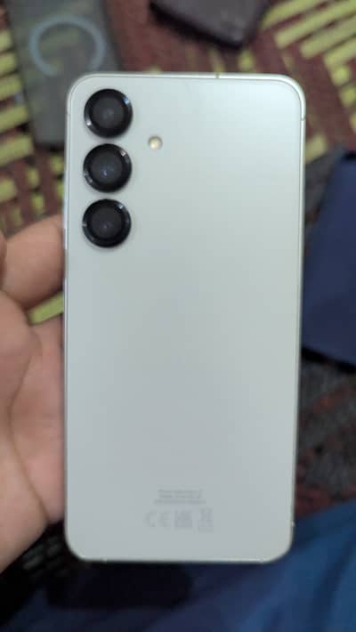 Samsung Mobile S24