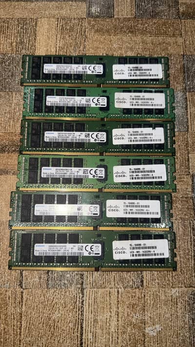 Samsung 32GB DDR4 Server RAM PC4-2400T