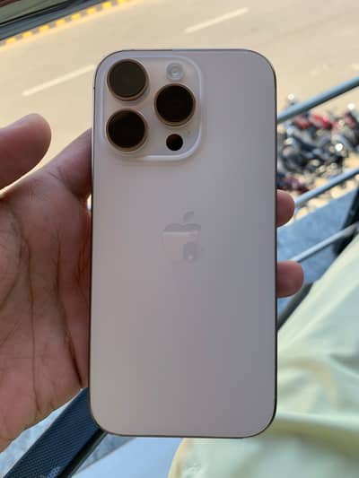 Apple iPhone 16 Pro
