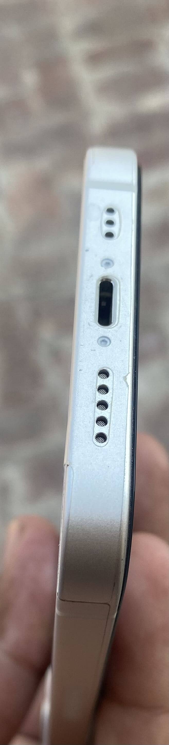 Apple iPhone 12 1