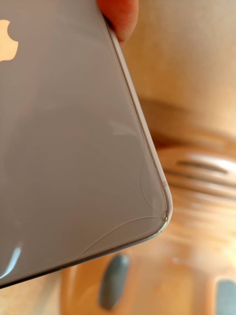 Apple iPhone 11 5