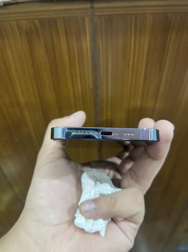 Apple iPhone 13 Pro 5
