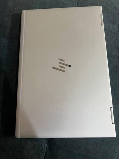 HP core i7 8Gen Touch screen