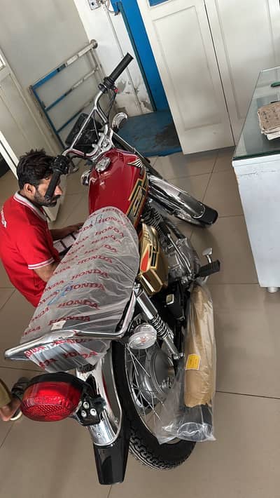 Honda CG 125 GOLD 2027 Model