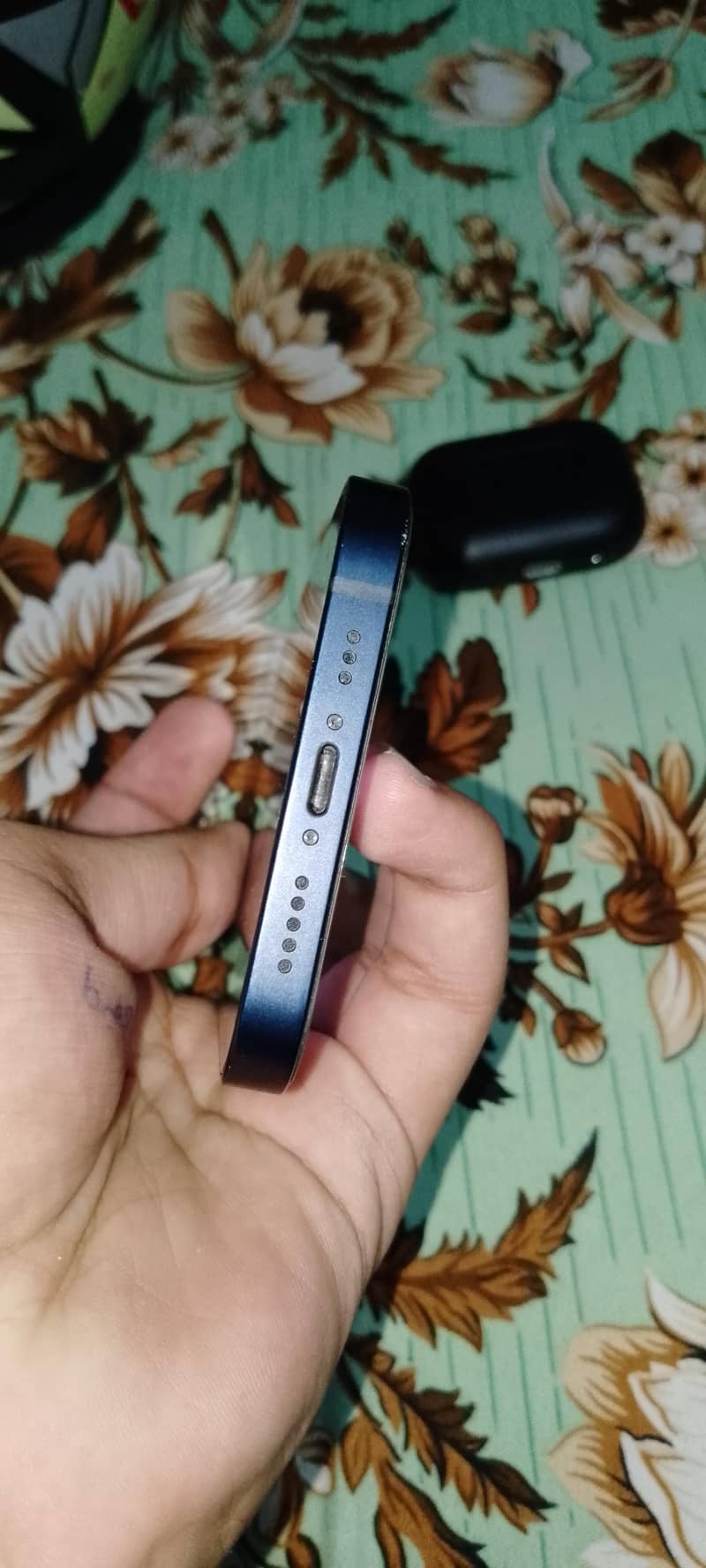 Apple iPhone 12 5