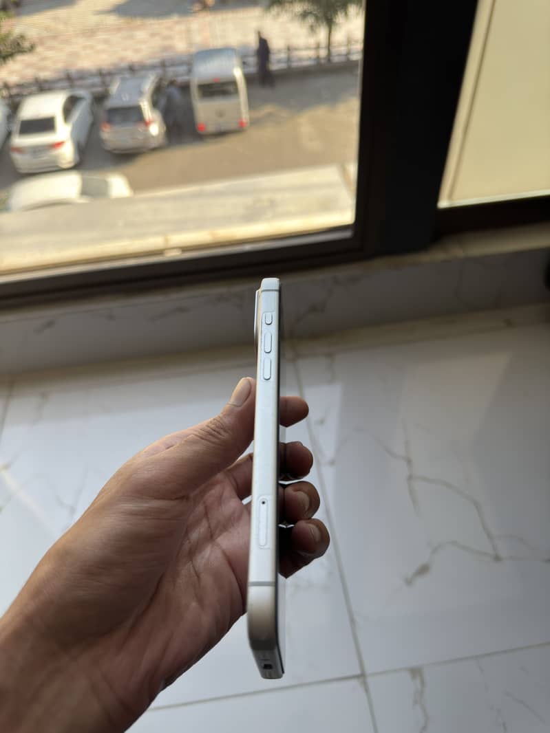 iPhone 17 Pro Max Pta Approoved 5