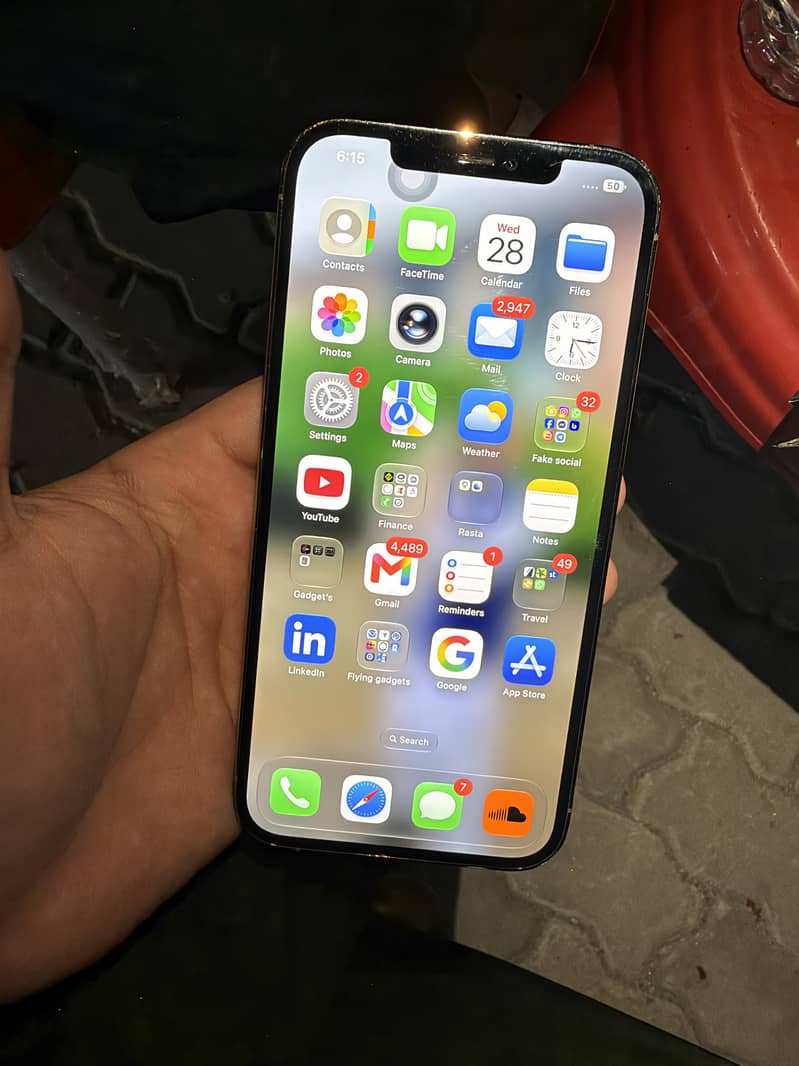 Apple iPhone 12 Pro Max 8