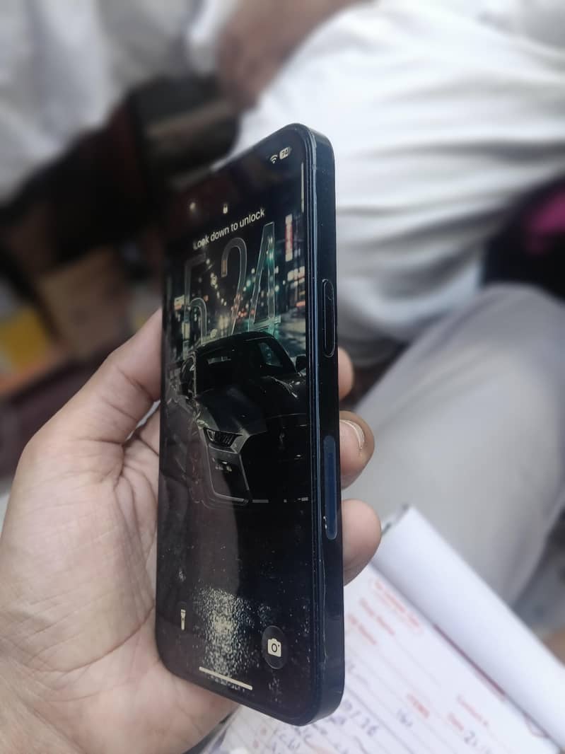 Apple iPhone 14 2