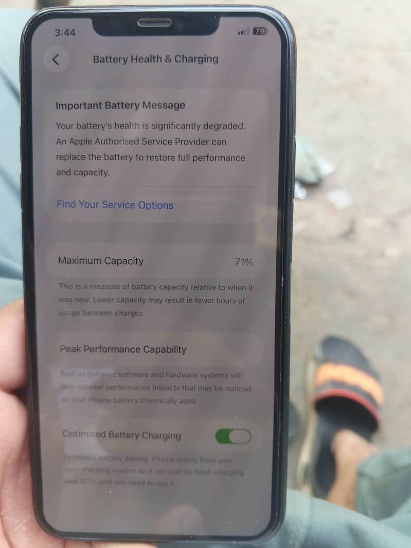 Apple iPhone 11 Pro Max 6