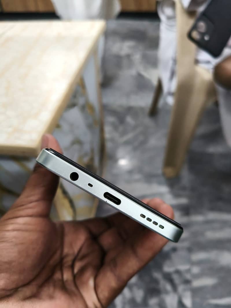 4 gb ram 128 gb rom 10/10 condition bix charger complete saman - Mobile ...
