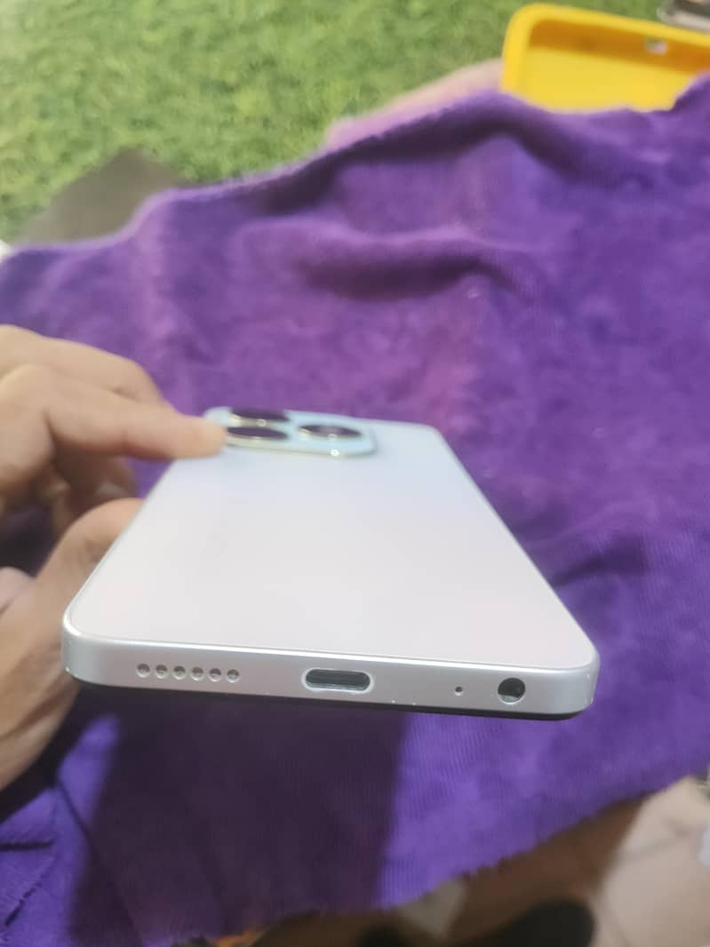 Tecno Spark 20 1