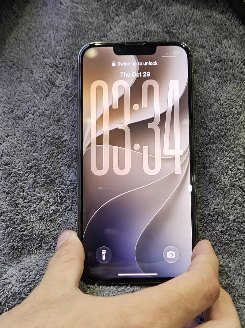Apple iPhone 13 Pro 2