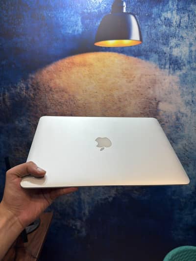 Macbook Air (13-inch, 2017) | macOS Monterey Version 12.7. 6