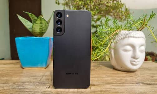 Samsung Mobile S22 Plus
