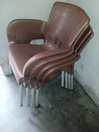10  chairs  2  Table