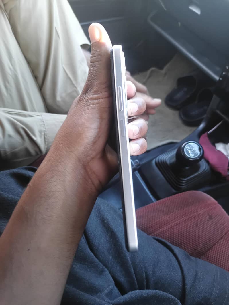 Realme C71 1