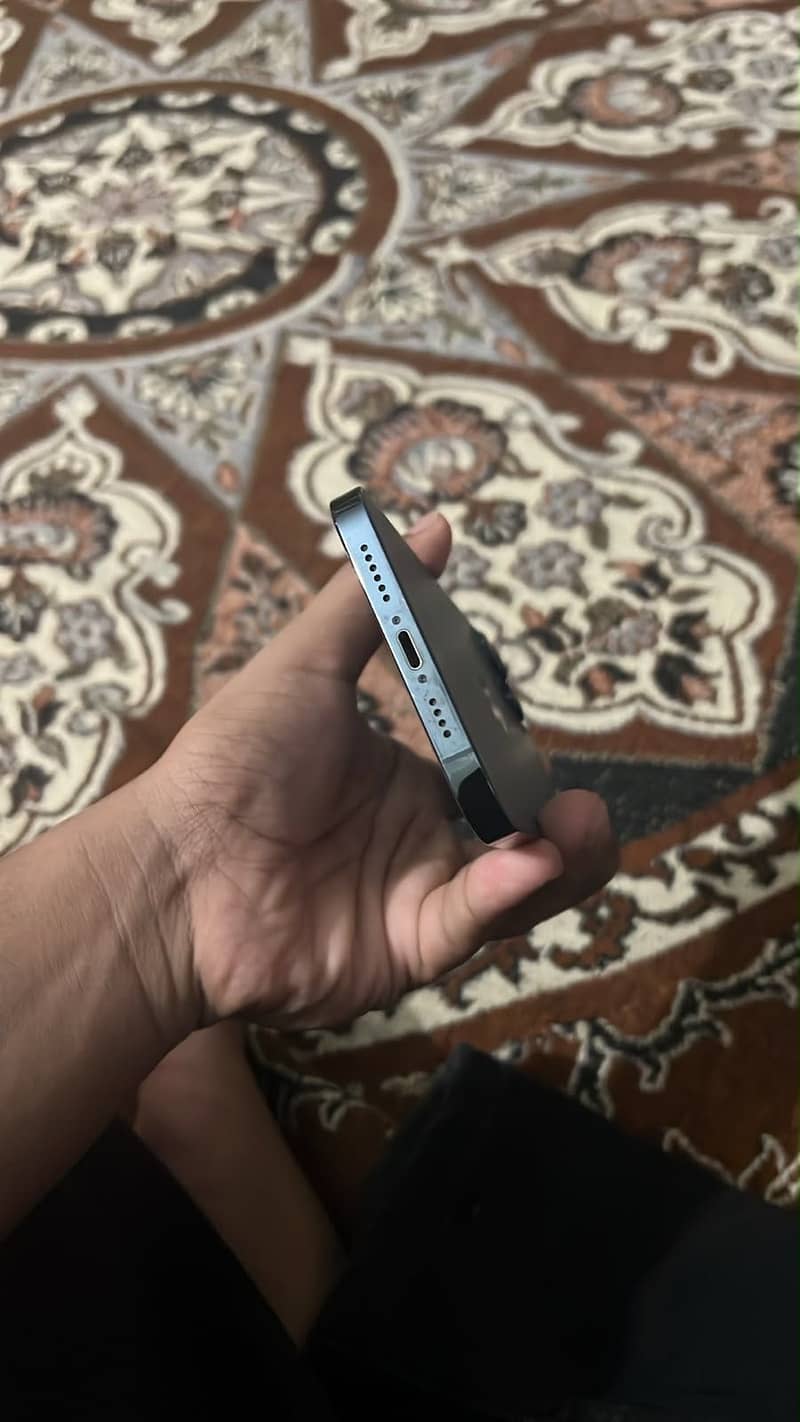 Apple iPhone 12 Pro Max 5