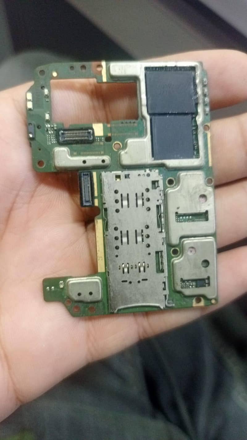 Tecno CAMON 18T 0