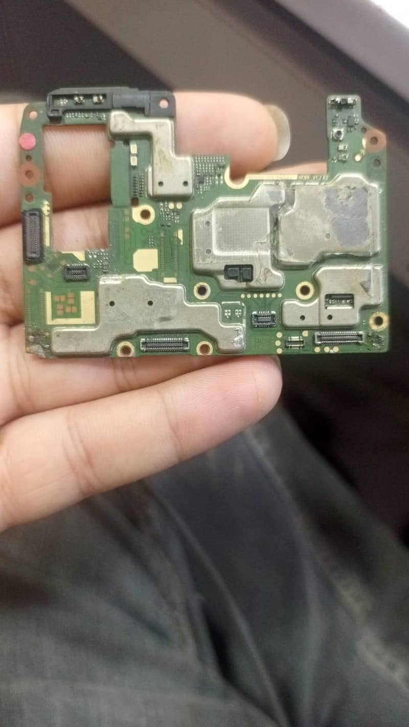 Tecno CAMON 18T 1