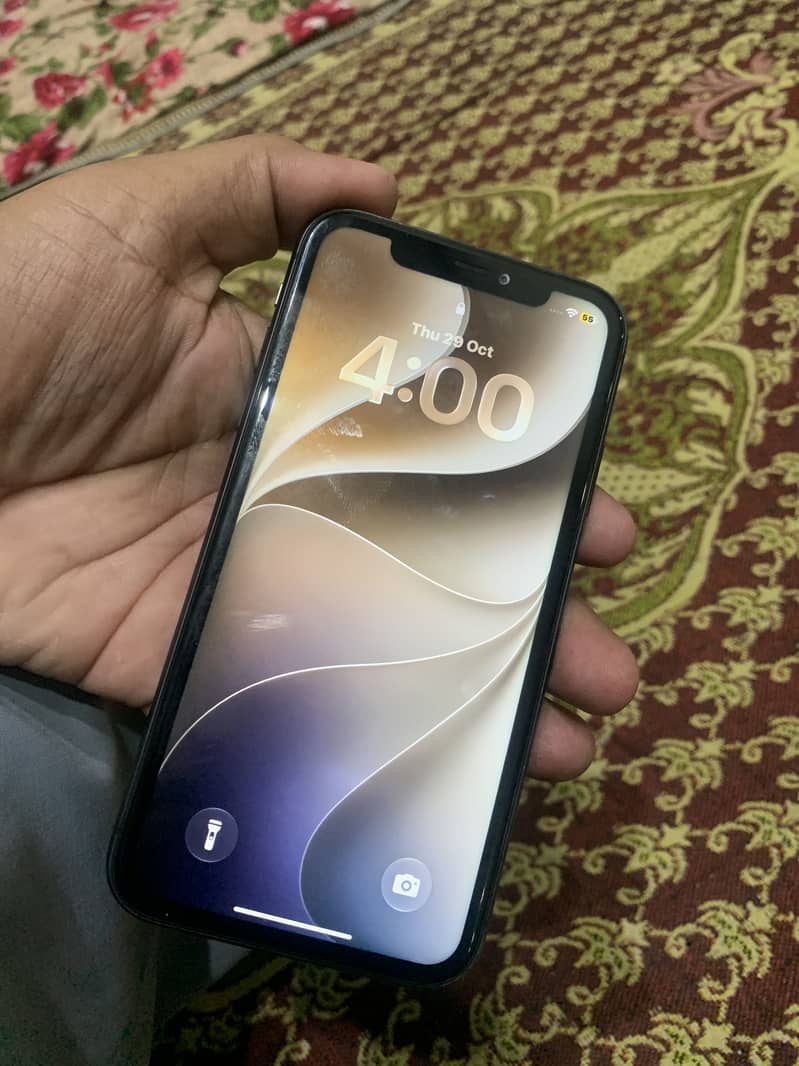 Apple iPhone 11 3