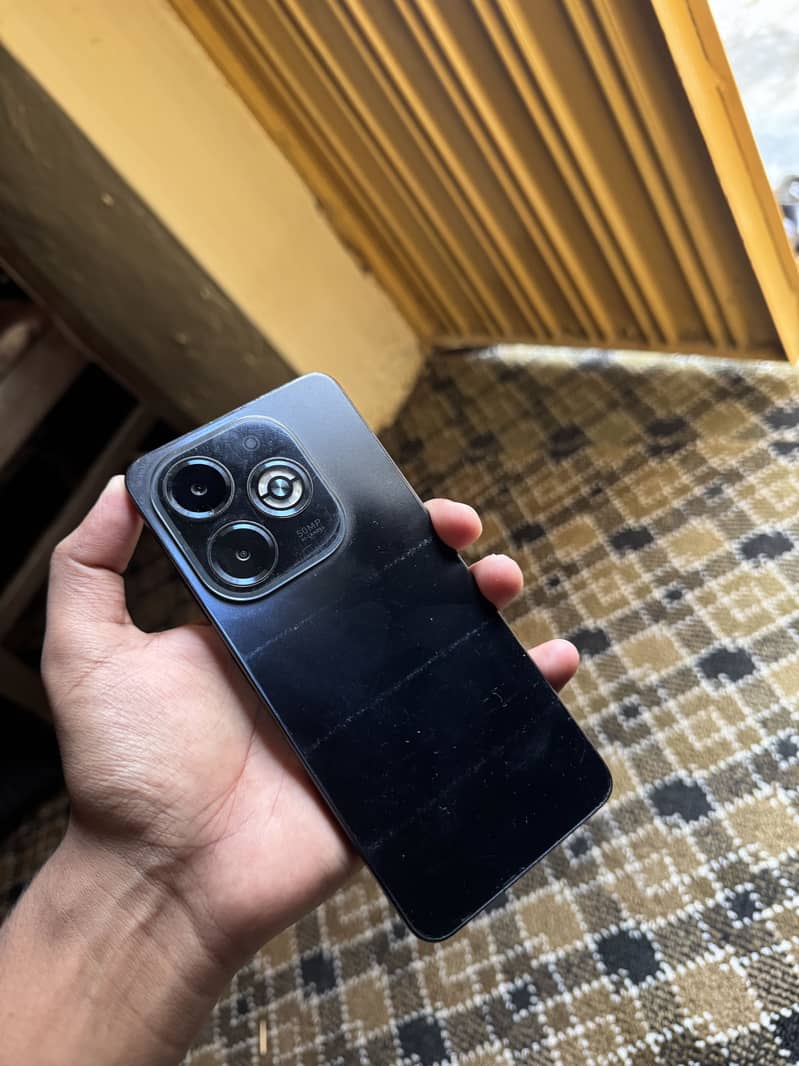 Infinix Smart 8 Plus 0