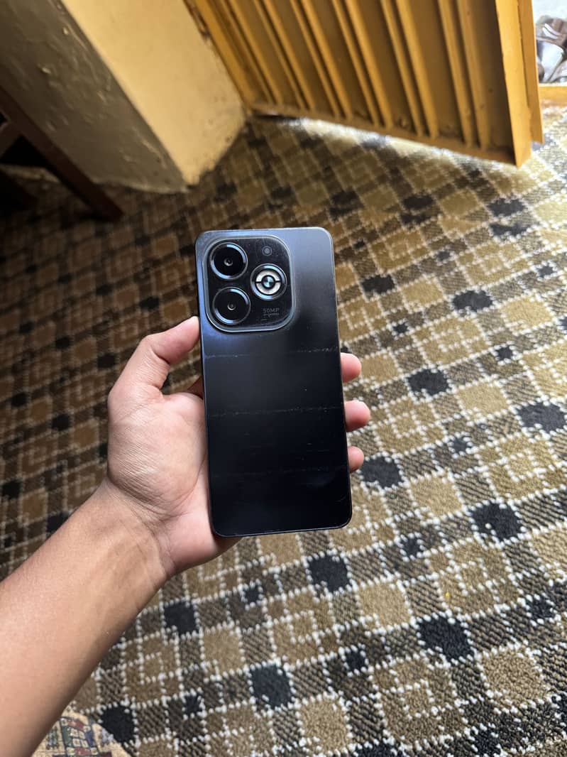 Infinix Smart 8 Plus 1